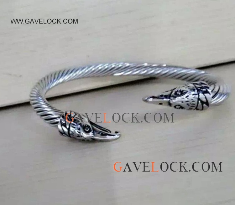 Fashion Punk Fish Head Bangle